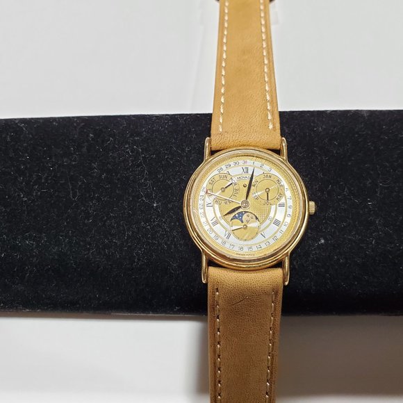 Rare Vintage ESQ Movado Moon Phase Triple Date Circa 80\'s Watch 87-03-822 main image 11